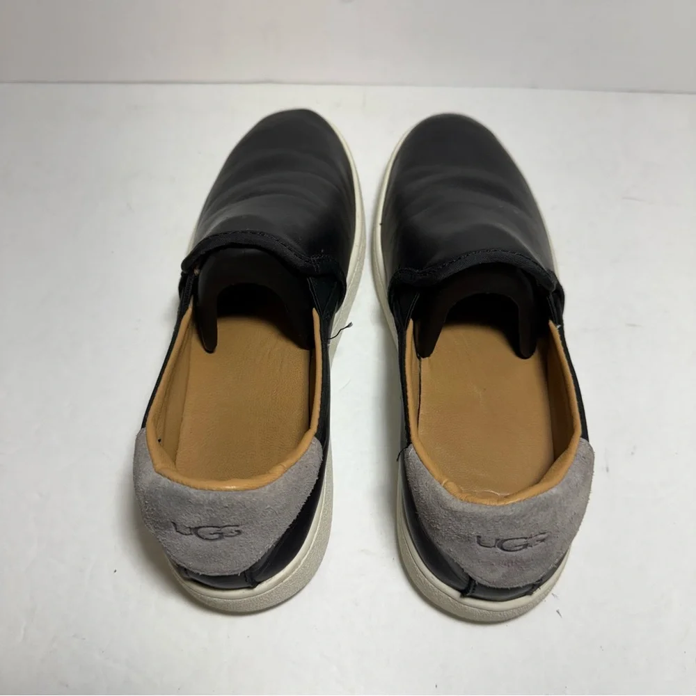 UGG Cas Black /Gray Leather Slip-On Loafers Sneakers Size 7